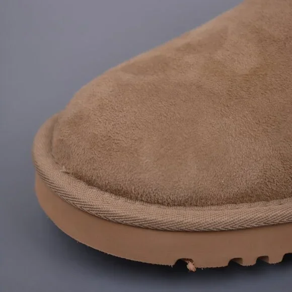 UGG Classic Ultra Mini Boots - Picture 6 of 9